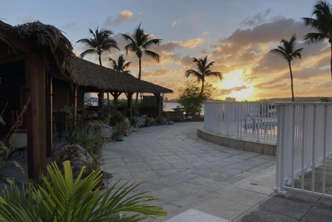 Appartement Spacieux Au Village Du Flamboyant Baie Nettlé Extérieur photo