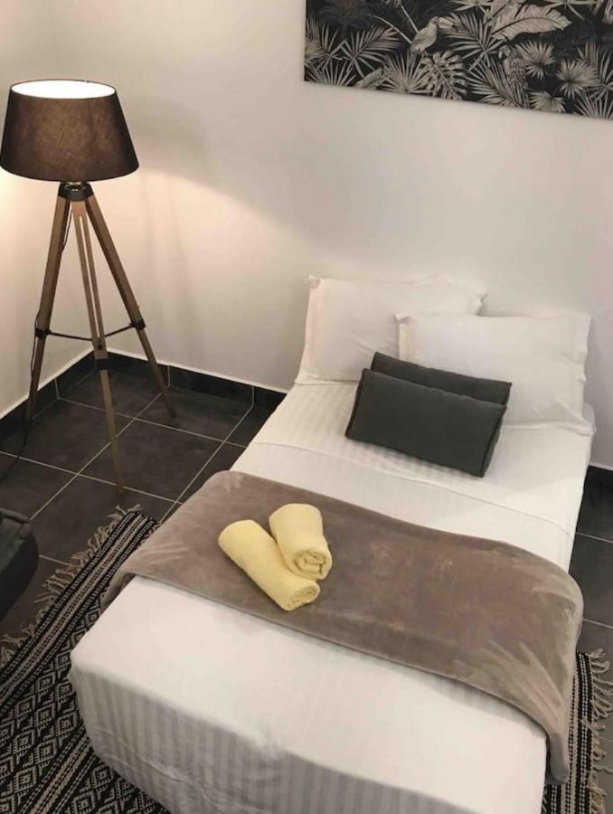 Appartement Spacieux Au Village Du Flamboyant Baie Nettlé Extérieur photo