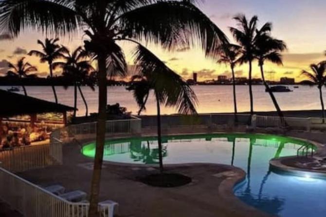 Appartement Spacieux Au Village Du Flamboyant Baie Nettlé Extérieur photo