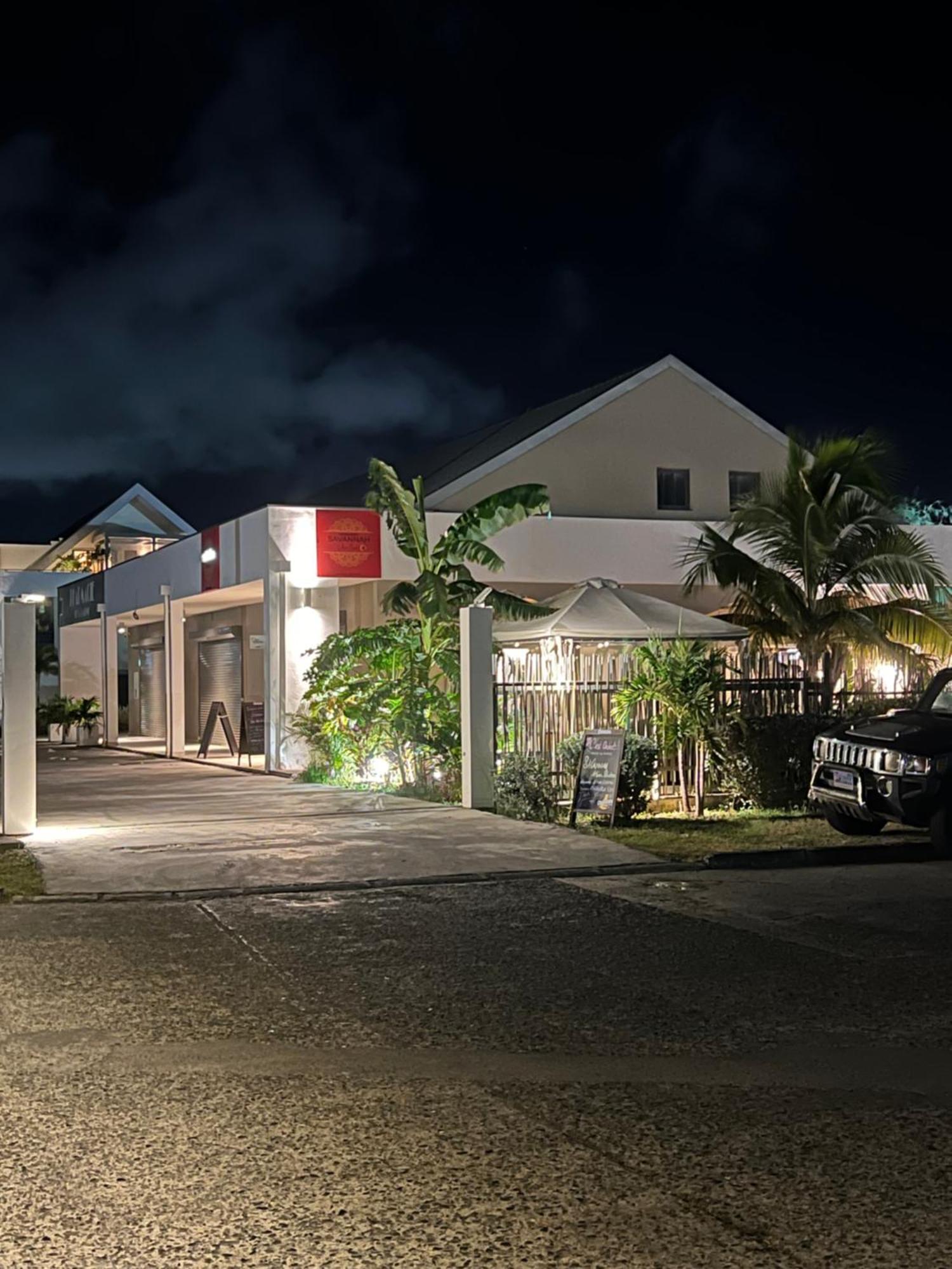 Appartement Spacieux Au Village Du Flamboyant Baie Nettlé Extérieur photo