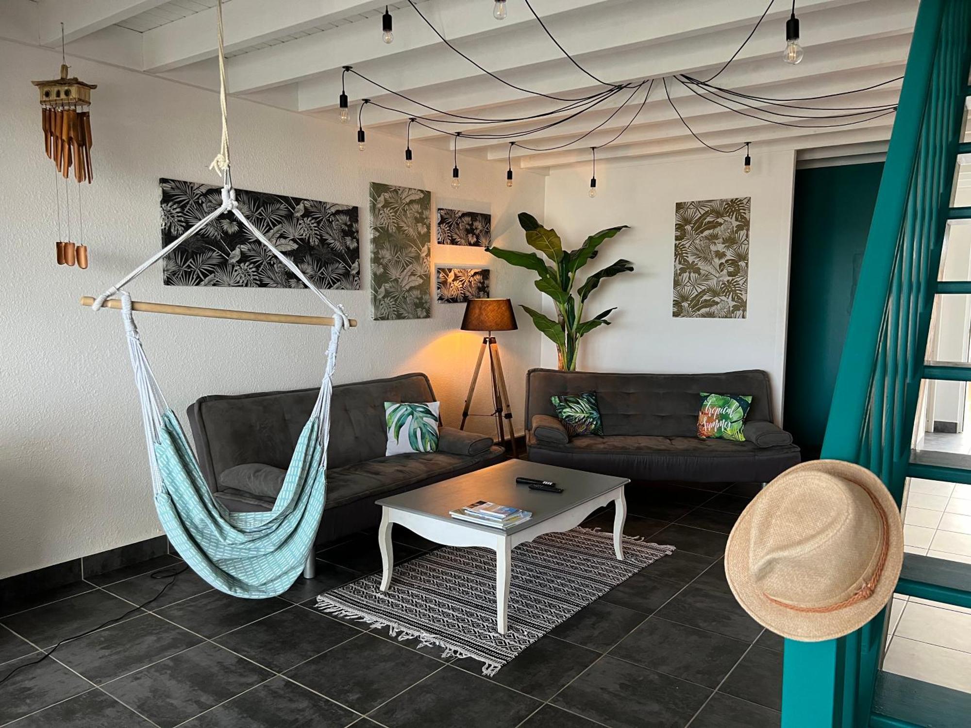 Appartement Spacieux Au Village Du Flamboyant Baie Nettlé Extérieur photo